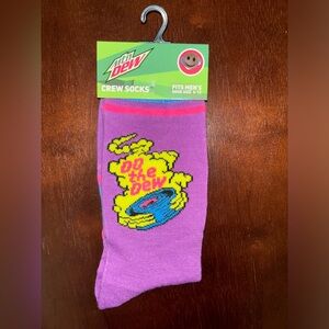 MOUNTAIN DEW NOVELTY CREW SOCKS NWT MEN’S SHOE SIZE 6-12